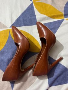 Brown Crocodile Heels