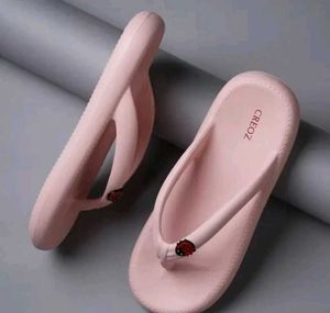 Creoz Women&#39; Slippers