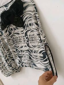 ONE OFF SHOULDER DRESS