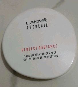 Lakme Compact