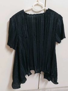 Black Pleated Top