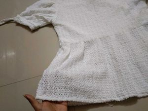 WHITE TOP FOR WOMEN