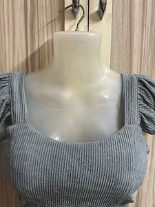 ruffle Sleeve crop Top