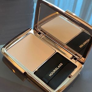 HOURGLASS COMPACT