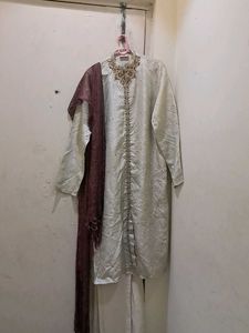 Elegant Men's Sherwani