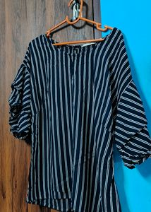 Layered sleeve party wear top