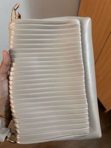 Chic Ruched Handle Chain Bag