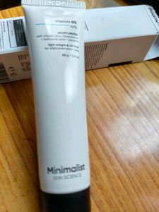 Minimalist Vitamin B5 Moisturizer
