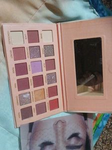 Nude Eyeshadow Palette