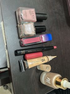Makeup Bundle: Nail Polish, Lip & Face (6, items))