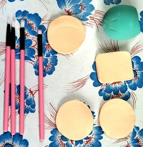 Makeup Brushes And Sponges
