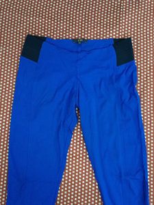 🏋️‍♀️ Blue Workout Pants