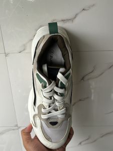 Zudio Chunky Sneakers