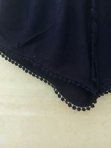 Beautiful Navy Blue Shorts For Women&#39;s