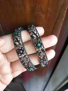 Oxidised silver stone studded Bangle Set