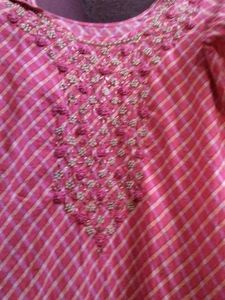 Graceful Pink Checked Embroidered Kurti