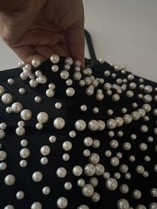Pearl Embedded mesh Black Top Heavy