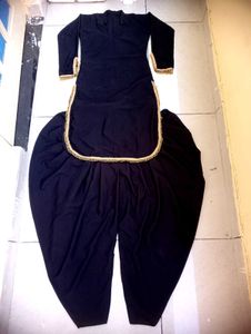 Black Salwar Kameez Set