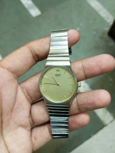 Seiko Vintage Quartz Mens Japan