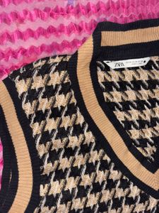 Zara Houndstooth Sweater Vest