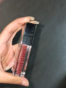 Swiss Beauty Liquid Lipstick