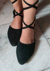 Black Long Dori Flats