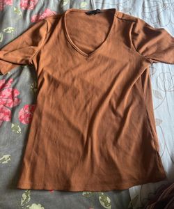 Ribbed V-Neck Top