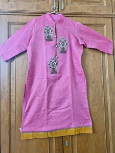 Pink Embroidered And Golden Chudidhar Set