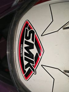 SMK FULLFACE MOTORCYCLE HELMET XL WHITE
