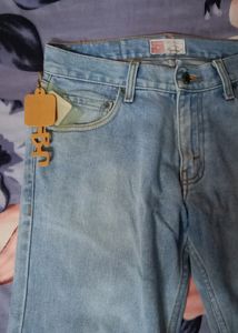 Levi&#39;s Baggy Jeans