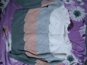 Women Top Type Sweater .