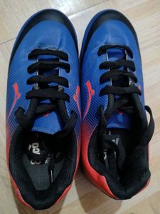 Sports Shoes