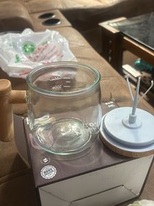 Automatic Mixing Cup
