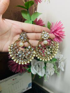 Beautiful Chand Baali Earrings