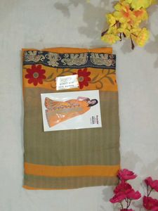 Elegant Floral Print Saree