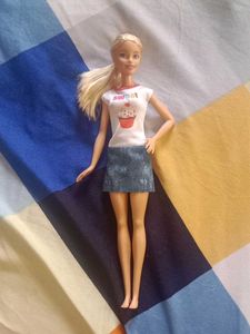 Barbie Doll - Sweet Cupcake Outfit