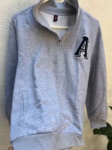 Grey Pullover Sweatshirt