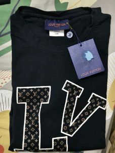 Lv First Copy Tee With Box