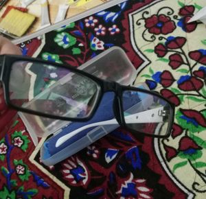 chasma only for style