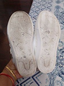 Girl Shoes.. Pantaloons Brand