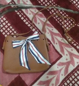 Sling bag Dubai