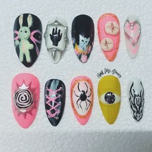 Press on nails pink & black mystical design