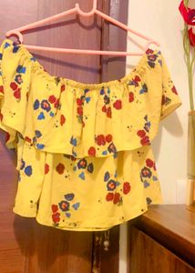 Zara Mustard Color Floral Top
