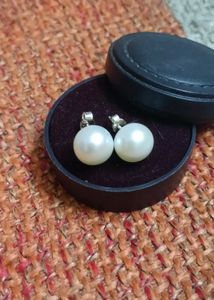 Natural Pearl Original Silver Stud