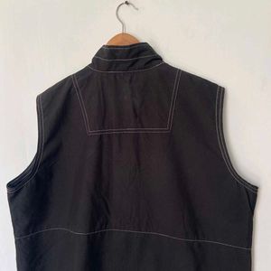 Vintage Black Sleeveless Puffer Vest