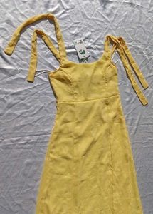 Brand New(Newme)Yellow Solid Chiffon Strapy Dress