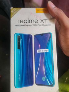 Realme XT