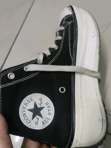 Converse Chuck Taylor High Rise Sneakers 👟