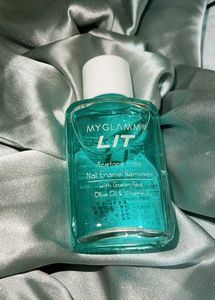Myglamm Lit Acetone Free Nail Polish Remover