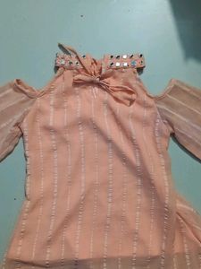 Cute peach color top